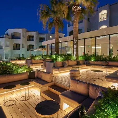 Caravel & (adults Only) Plános